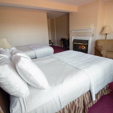 The Lucerne Inn Dedham Ngoại thất bức ảnh