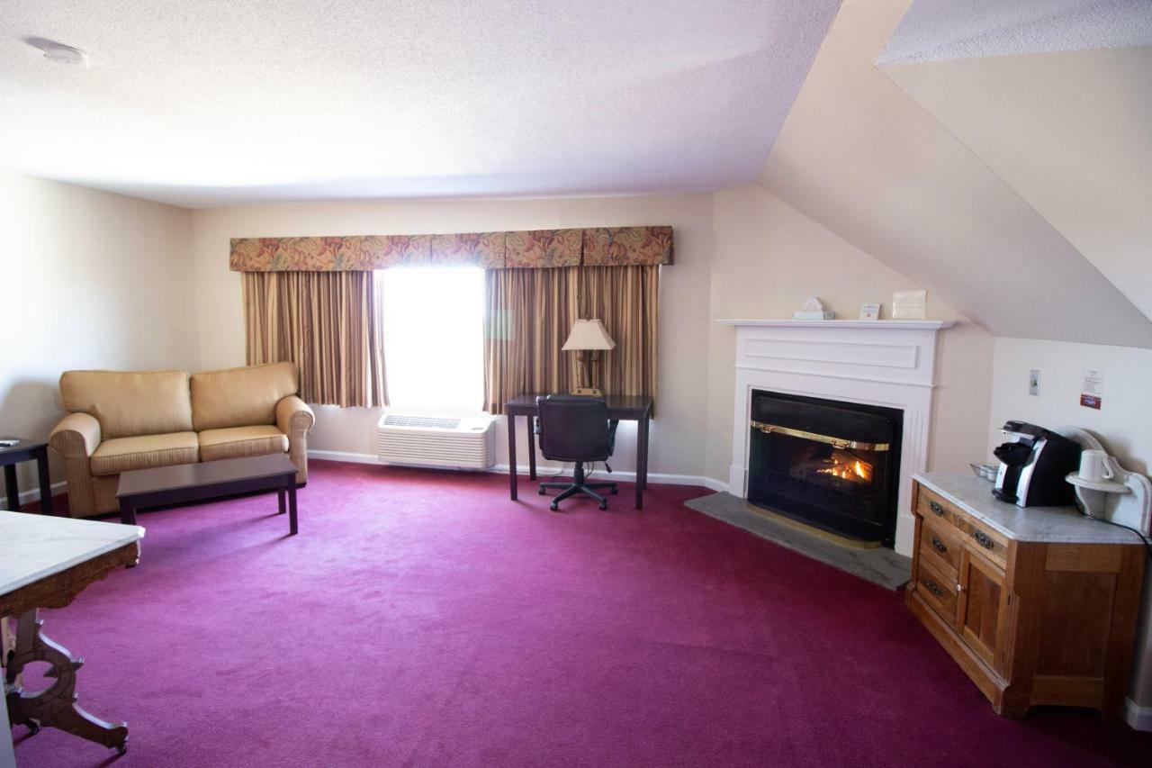 The Lucerne Inn Dedham Ngoại thất bức ảnh