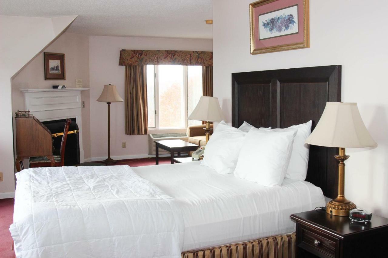 The Lucerne Inn Dedham Ngoại thất bức ảnh